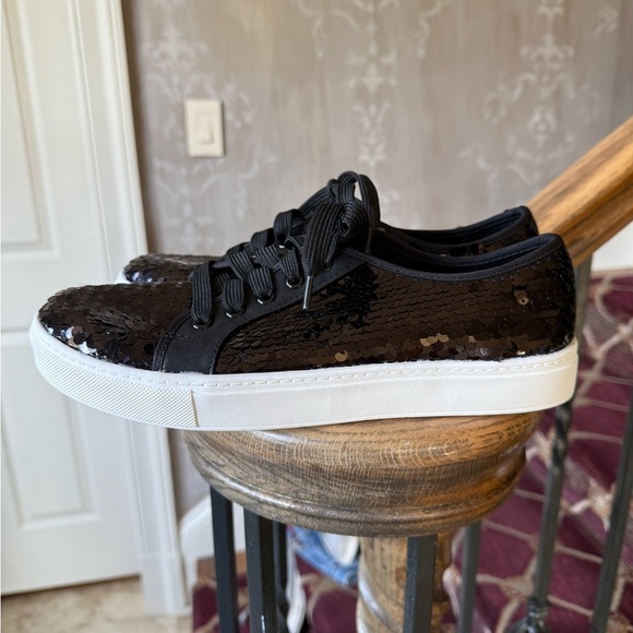 Dirty Laundry , ladies, black sequin sneakers excellent condition very clean 9 - Picture 4 of 14